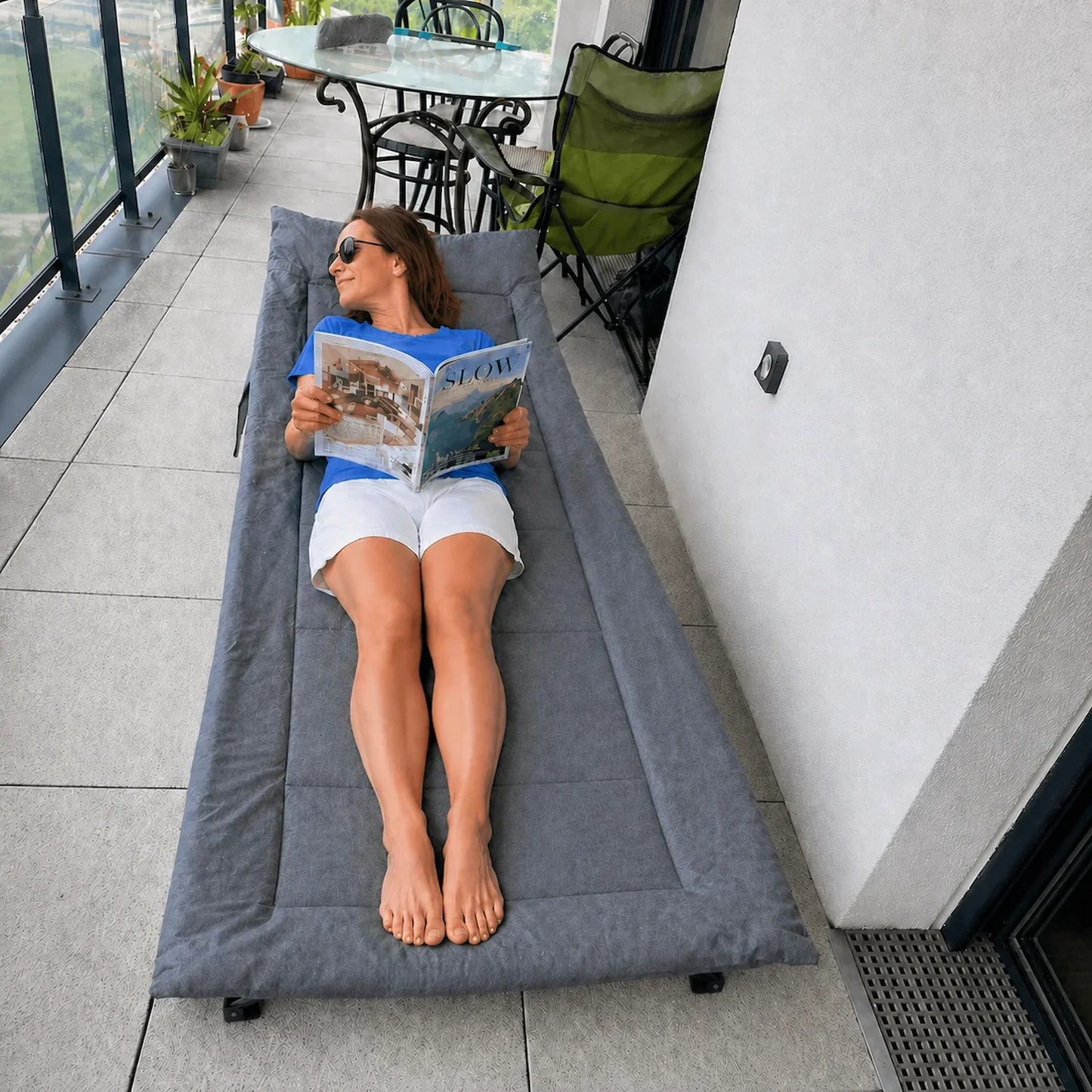 Lit de camp pliable KampyGo - Acier, Oxford, supporte 200 kg, déplié en 10s